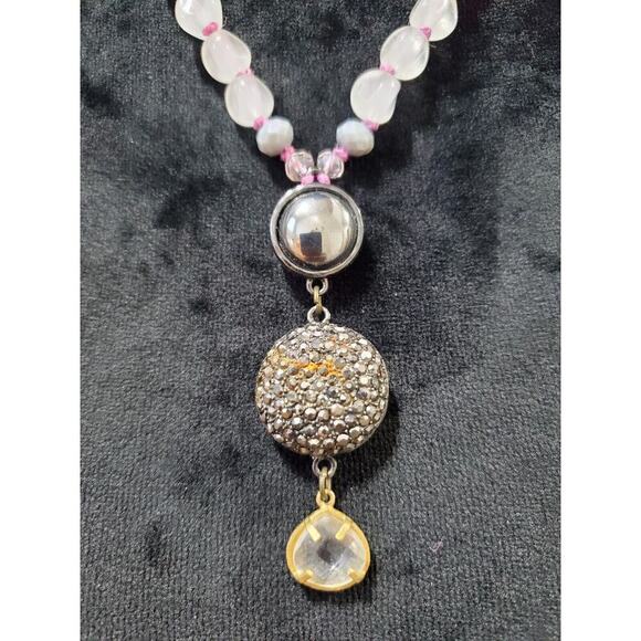 Women's Custom Glass Beaded Fashion Pendant Necklace - Picture 5 of 10